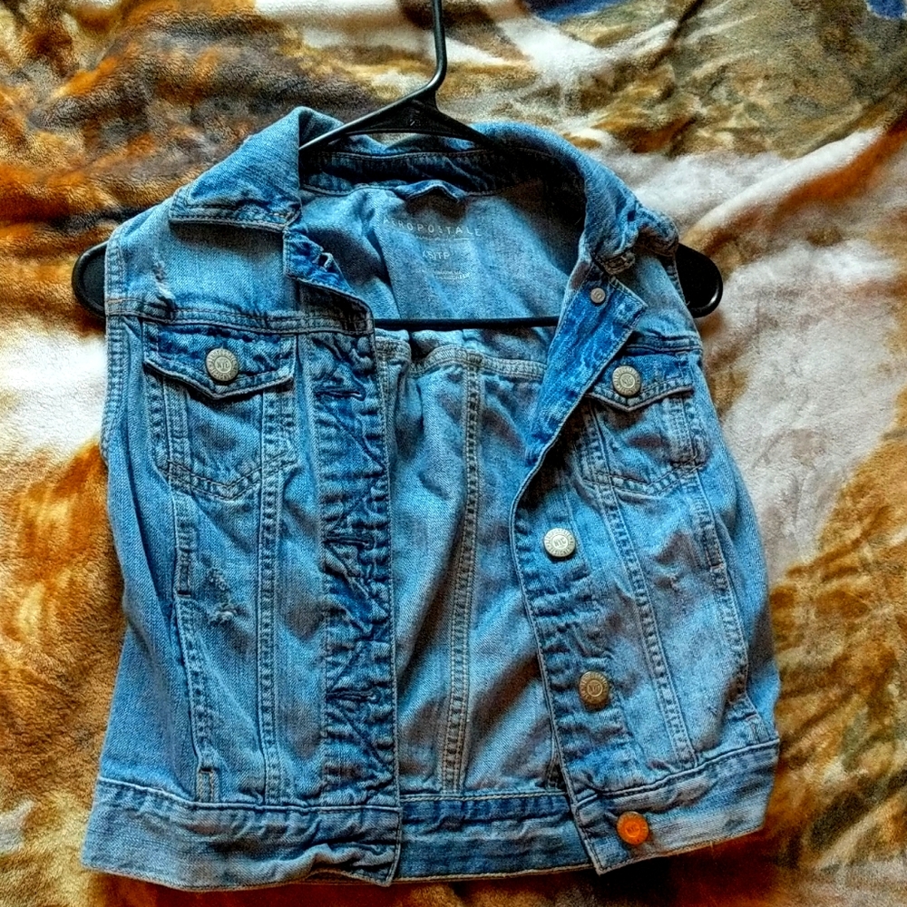 Distressed Aeropostale Jean Vest